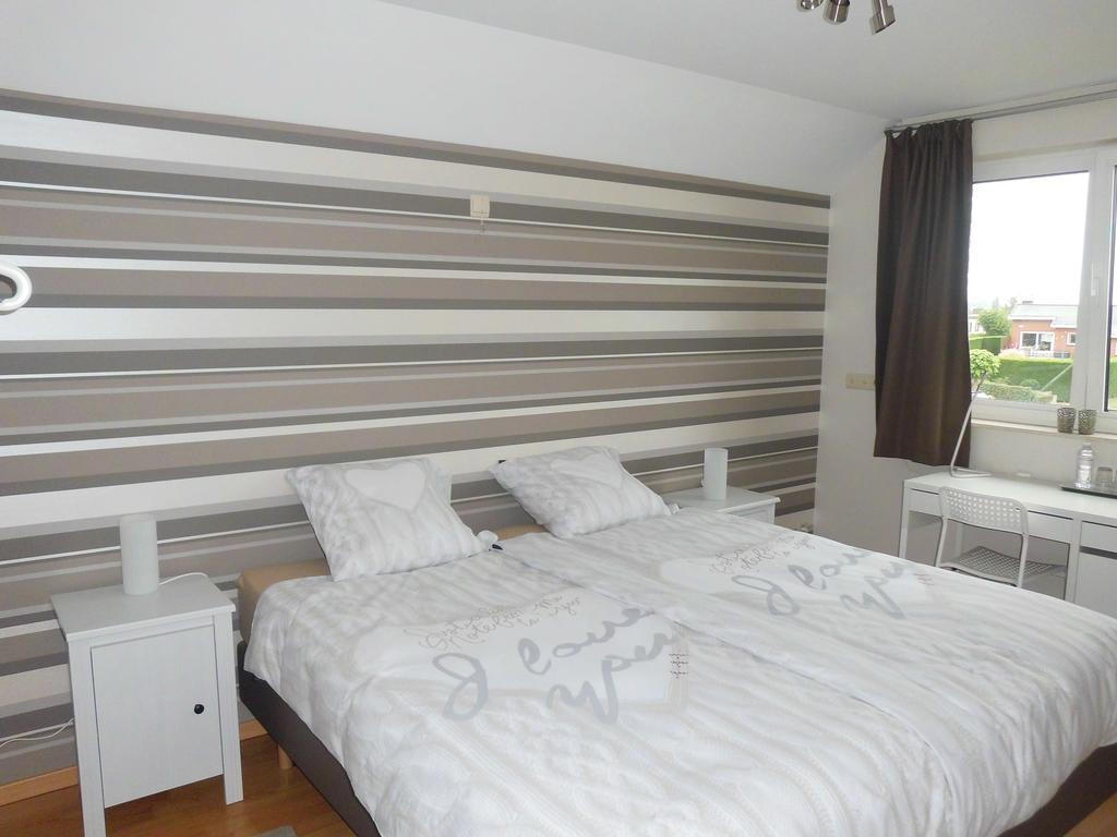 Chez Paul Bed and Breakfast Υπρ Εξωτερικό φωτογραφία